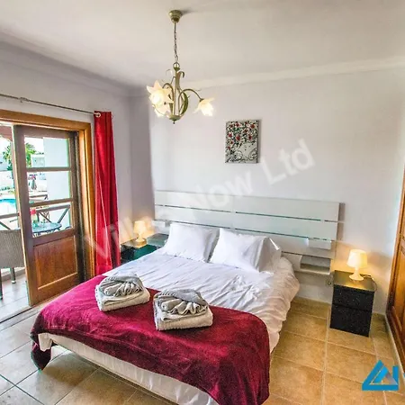 Casa Hannah By Now Ltd Βίλα