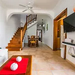 Villa Casa Hannah By Now Ltd
