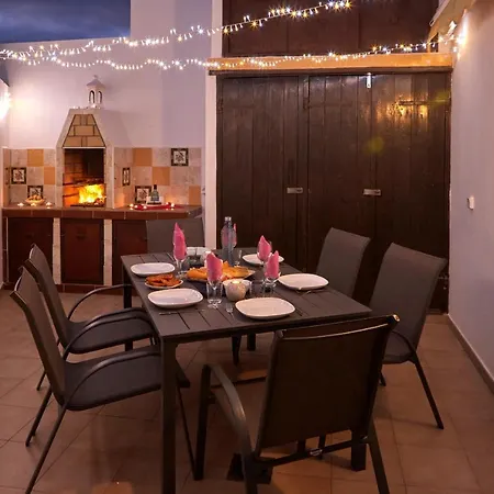 Casa Hannah By Now Ltd ヴィラ